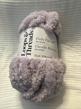 New LOOPS & THREADS Fluffy Chenille Yarn Lilac Lavendar Purple Crochet Knit